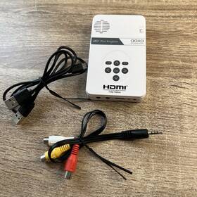 Aaxa Kp10101 Led Pico Pocket Projector Mini Model P1-j Tested/working