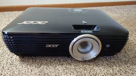 Acer V6820i Projector Uhd Dlp 3840x2160 2400 Lumens 10 000 1 Contrast Ratio