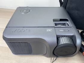 Acer Xd1170d Dlp Projecter Hd With Carrying Case