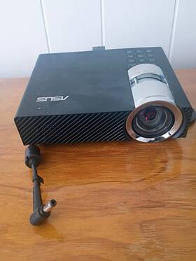 Asus B1mr Black Desktop Projector With Power Adapter