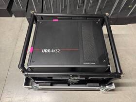 Barco Udx-4k32 33k Lumens 4k Uhd 3chip Laser Wqxga Projector Parts Issue In Case