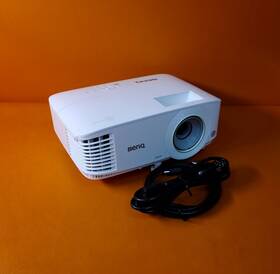 Benq Eh600 3500-lumen Hd Smart Projector 178 Hrs