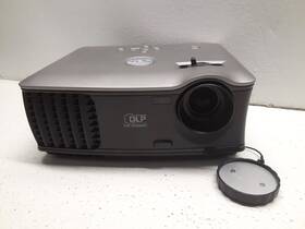 Dell 1800mp Portable Dlp Desktop Projector With Vga Ports -tested