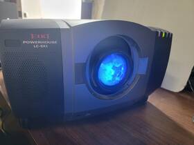 Eiki Lc-sx1ul Powerhouse Projector