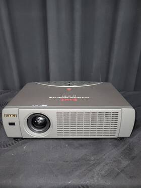Eiki Lc-xnb4 Notebook Projector - With Padded Bag