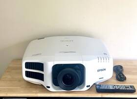 Epson 7g400u Pro G7400u Wuxga 3lcd Projector 4k 5500 Lumens Tv Theater Large Venues