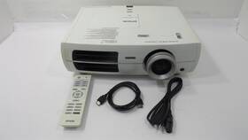 Epson 8700ub Powerlite Home Cinema Lcd Projector - Lamp 840 Hrs With Remote