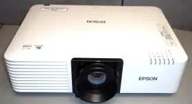 Eb-l520u Epson Powerlite - 3lcd Laser Projector 20 000hr Light Source Has 3770hr Eb-l520u Epson Powerlite - 3lcd Laser Projector 20 000hr Light Source Has 3770hr