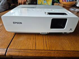 Epson Eb-x7 Emp-83h 3lcd Projector