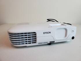 Epson Ex3200 Digital Lcd Projector H369a Barely Used- No Remote Power Cord Only