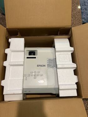 Epson H582a Powerlite 955w Wxga 3lcd 3000 Lumens Projector 783 Hours Low