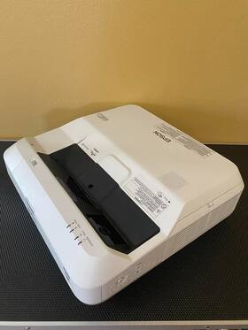 Epson H728a Brightlink 696ui Full Hd 1080p Ultra Short Throw 3lcd Projector