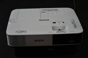 Epson H818a Lcd Projector - For Parts Not Working