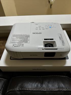 Epson V11h838220 Vs250 3lcd Projector 3200 Ansi Hdmi H838a Remote- Great Condition