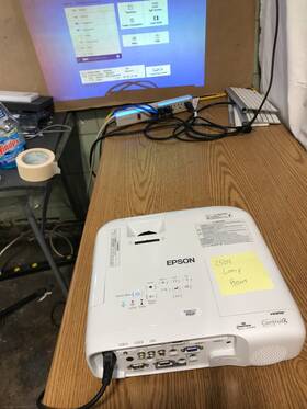 Epson V11h988053 Eb-992f Projector - Model H988a Used Needs Lamp