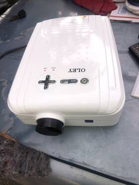 Epson V11ha85020-n Oleu Projector D8hd Rare 99cents Free Ship Abandoned Storage