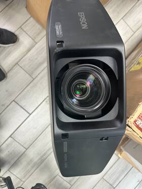 Epson Z8455wunl Powerlite Pro Z8455wu Wuxga 3lcd Projector 7000 Lumen With Lens
