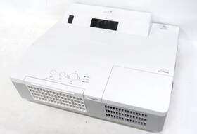 Hitachi Cp-aw3005 Projector Under 750 Hours Wxga Ultra Short Throw