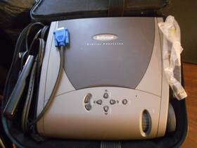 Infocus Lp350 Lp 350 Digital Projector With Case For Parts Only