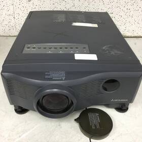 Mitsubishi Lvp-x200e Lcd Multimedia Projector