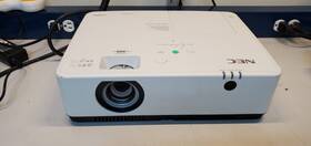 Nec Np-me423w Me423w Projector 4500 Lumens Wxga No Remote