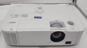 Nec Np-p350x 3lcd 1024x768 Resolution 3 500 Lumen Projector
