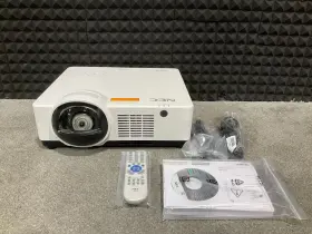 Np-p456usl Nec Projector 4500 Lumens Wuxga Short Throw Laser