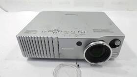 Panasonic Pt-ae700u Lcd Home Cinema Projector - No Remote