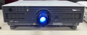 Pt-d5600 Panasonic D5600u D5600ul 5000 Lumens Xga Hd Dlp Projector
