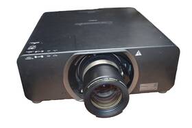 Panasonic Pt-dw11ku Dw11k Wxga 1366x768 3d Dlp Projector With Et-d75le30 Lens