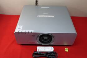 Panasonic Pt-dx610xga Pt-dx610 Xga Projector