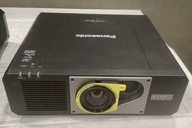 Panasonic Pt-frz55b 5000-lumen Wuxga Laser Dlp Projector - Brand New