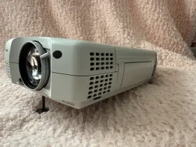 Pt-l701xe Panasonic Pt-l701xe/u Lcd Projector