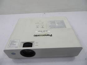 Panasonic Pt-lw312 Lcd Projector Hdmi - Lamp Runtime 1700 Hrs