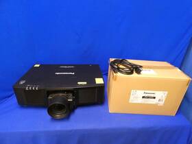 Panasonic Pt-mz16k Wuxga Lcd Projector With 70 Runtime Hours Et-ems600 Zoom Lens