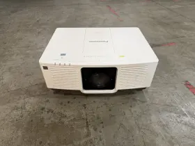 Pt-mz680 Panasonic Projector