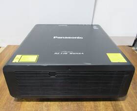 Panasonic Pt-rz770b Dlp Wuxga Projector 7000 Lumens 382 Lamp Hours No Lens