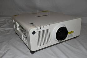 Panasonic Pt-rz970w 10 000 Lumen Wuxga Dlp Laser Projector
