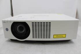 Panasonic Pt-vmw60 Wxga 6000 Lumens Hdmi Projector 0-499 Lamp Hours Tested