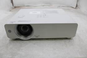 Panasonic Pt-vx505n Xga 3lcd 5000 Lumens Projector 0-499 Lamp Hours Tested