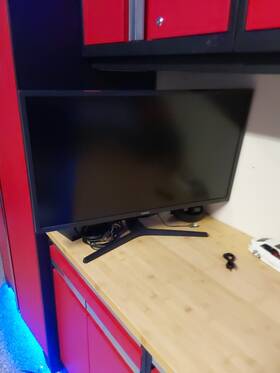 Samsung Lu32j 27 Inch 4k Monitor