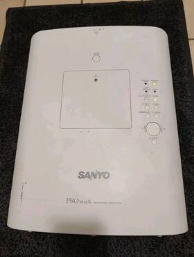 Sanyo Plc-xt21 Pro Xtrax Lcd Multiverse Projector Lamp Hours 58