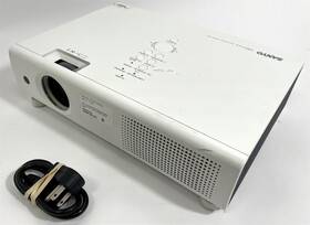 Sanyo Plc-xu111 4000 Lumens 3lcd Xga Projector 500-999 Lamp Hours See Desc