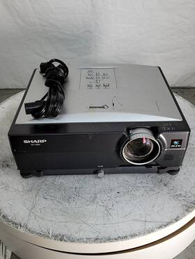 Sharp Xg-c465x Notevision Lcd Projector See Notes