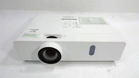 Sony Pt-vm360 Panasonic Lcd Projector - Hdmi Lamp Runtime 300 Hours