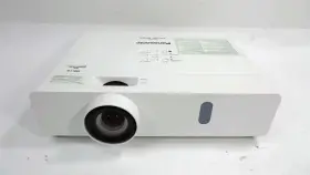 Pt-vm360 Sony Panasonic Lcd Projector - Hdmi Lamp Runtime 300 Hours Pt-vm360 Sony Panasonic Lcd Projector - Hdmi Lamp Runtime 300 Hours