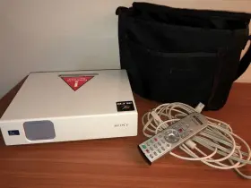 Vpl-cx75 Sony Lcd Projector With Cords And Shoulder Bag