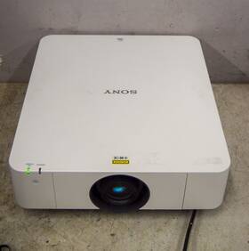 Sony Vpl-fhz65 Wuxga 1920x1200 3-lcd Projector 5184 Lamp Hrs S18
