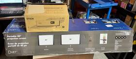 Technaxx/epson Elpsc80 Tripod Projector Screen And Tx-127 Gaming