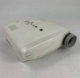 Toshiba Tdp-mt5 Lcd Projector 799 Lamp Hours